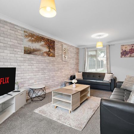 A Charming 3 Bed Home Next To Nec And Birmingham International Airport Marston Green Екстериор снимка